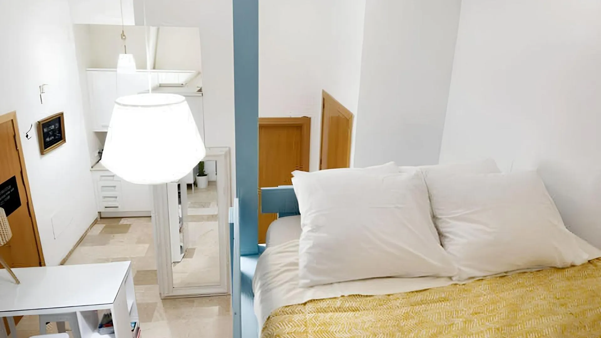 Charming Apartment Malaga 40 M² + Internet