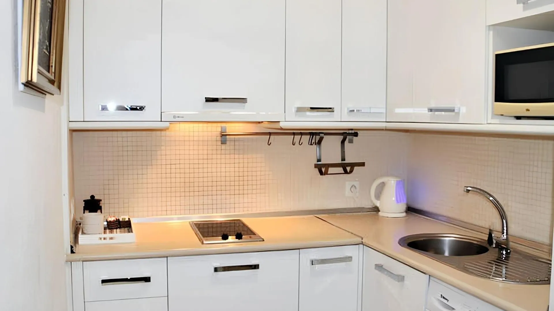 Charming Apartment Malaga 40 M² + Internet
